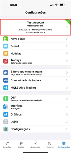 Captura de ecrã da página Configurações da App MT5 para iOS, mostrando um toque no bloco de informações da conta superior (contendo número da conta e nome da corretora) para entrar na lista de contas.