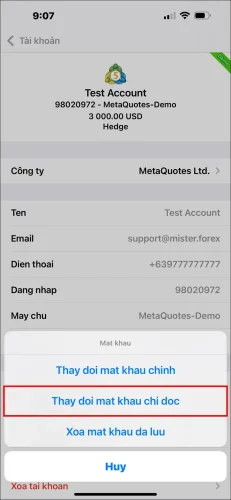 Cửa sổ pop-up tùy chọn mật khẩu của Ứng dụng MT5 iOS, hiển thị việc chọn 'Thay doi mat khau chi doc' để cài đặt mật khẩu nhà đầu tư MT5.