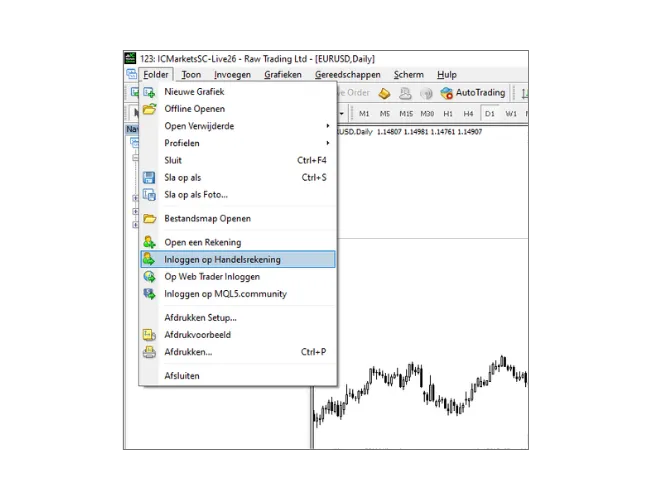 In het MT4 PC-hoofdmenu, klik op 'Folder', en selecteer vervolgens 'Inloggen op Handelsrekening'.